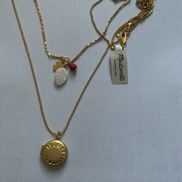 Madewell locket necklace - Picture 4 of 6